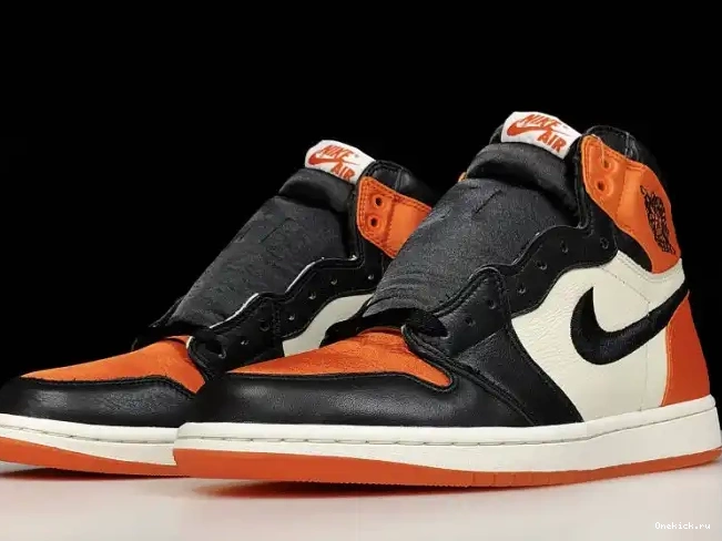 One Kick Womens Backboard 1 Satin Retro Shattered Jordan AV3725-010 Air 0622